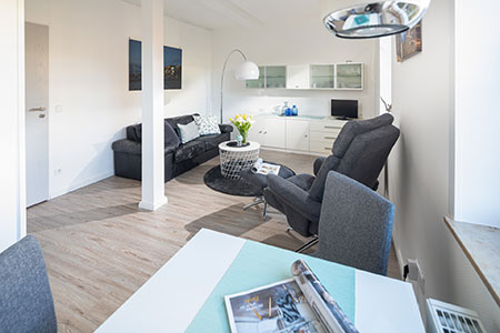 Wohnraum Fewo 14, Appartementhaus am Kurpark