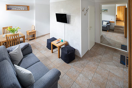 Wohnraum Fewo 19, Appartementhaus am Kurpark