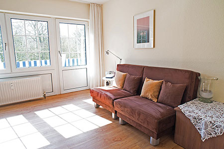 Wohnraum Fewo 32 a, Appartementhaus am Kurpark